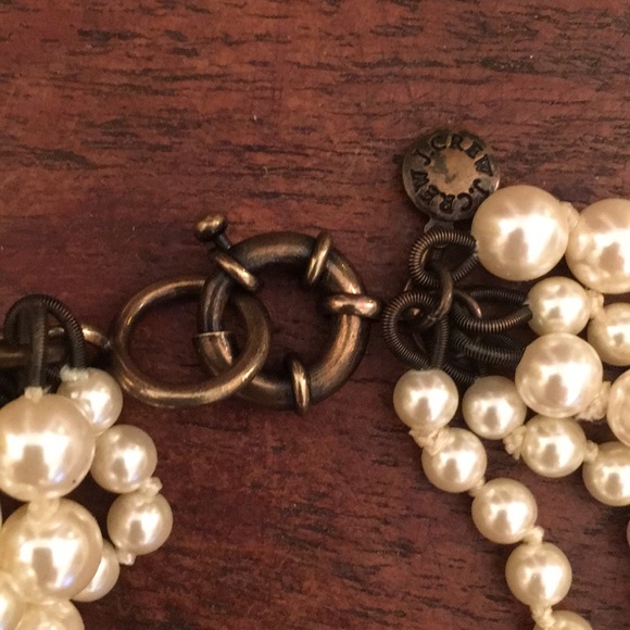SOLD! NWOT J.Crew Pearl Statement Necklace - Picture 4 of 4